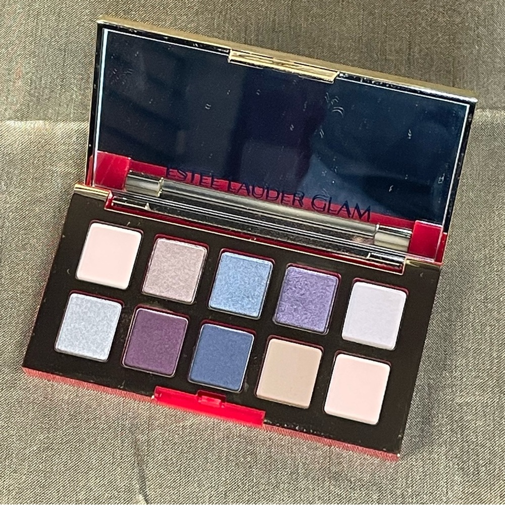 Estée Lauder Pure Color Envy Eyeshadow Palette 10-shades Glam Gold and Red Case
